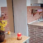 In Stone For Two With A Shared Pool Apartamento