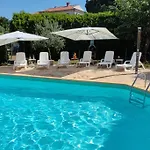 In Stone For Two With A Shared Pool * Rovinjsko Selo