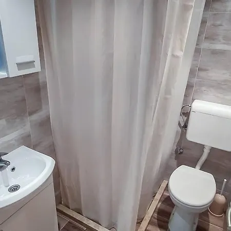 Apartman In Stone For Two With A Shared Pool *