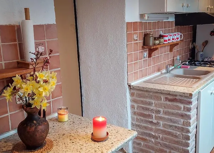 In Stone For Two With A Shared Pool Apartment
